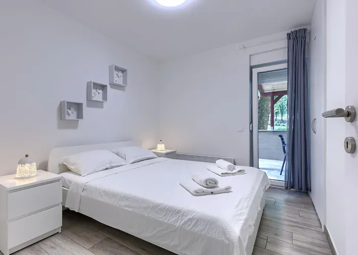 Nikola By Interhome 아파트 *