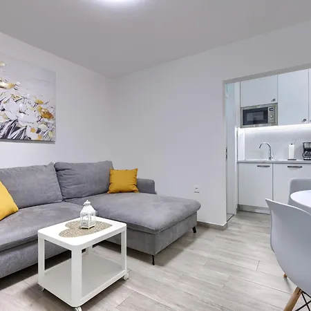 Nikola By Interhome Apartment Porec