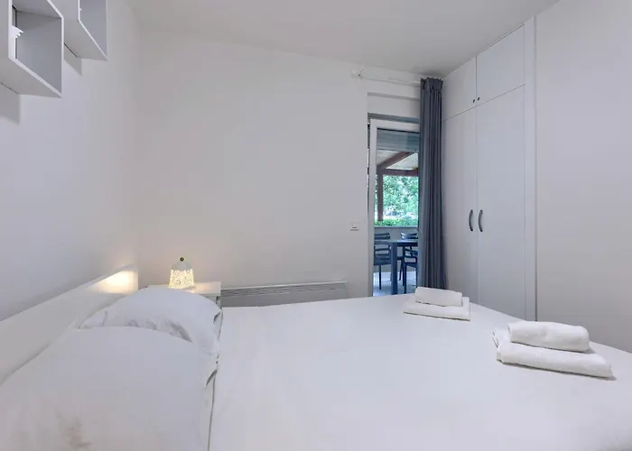 Nikola By Interhome * Porec