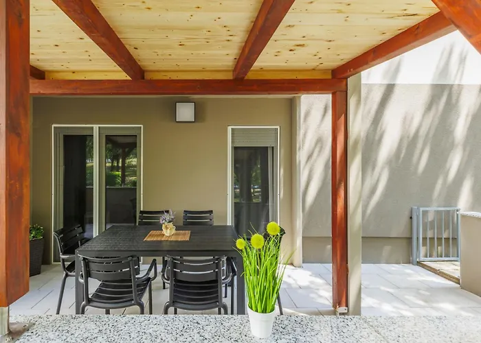 Nikola By Interhome Apartment Porec