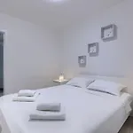 Nikola By Interhome Апартаменты *