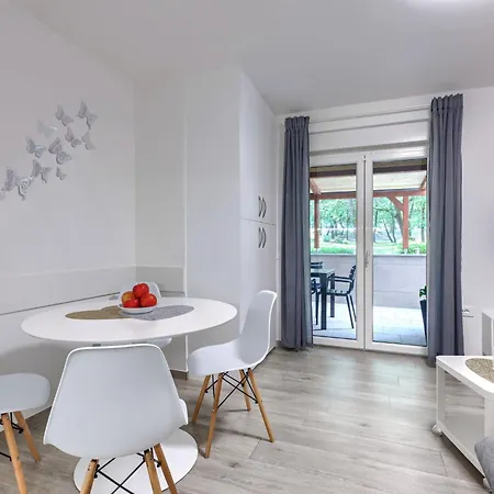 Nikola By Interhome Apartament *