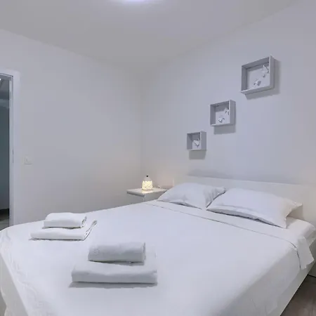 Nikola By Interhome Apartament *