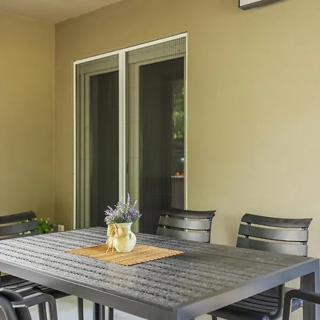 Apartament Nikola By Interhome Poreč