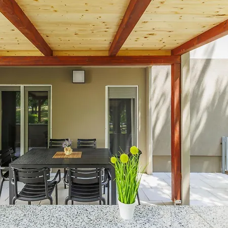 Nikola By Interhome Lejlighed Poreč