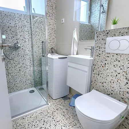 Nikola By Interhome Apartament Poreč